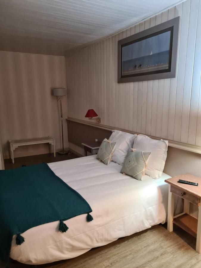 Le Royal Hotel Saint-Pol-sur-Ternoise Exteriör bild