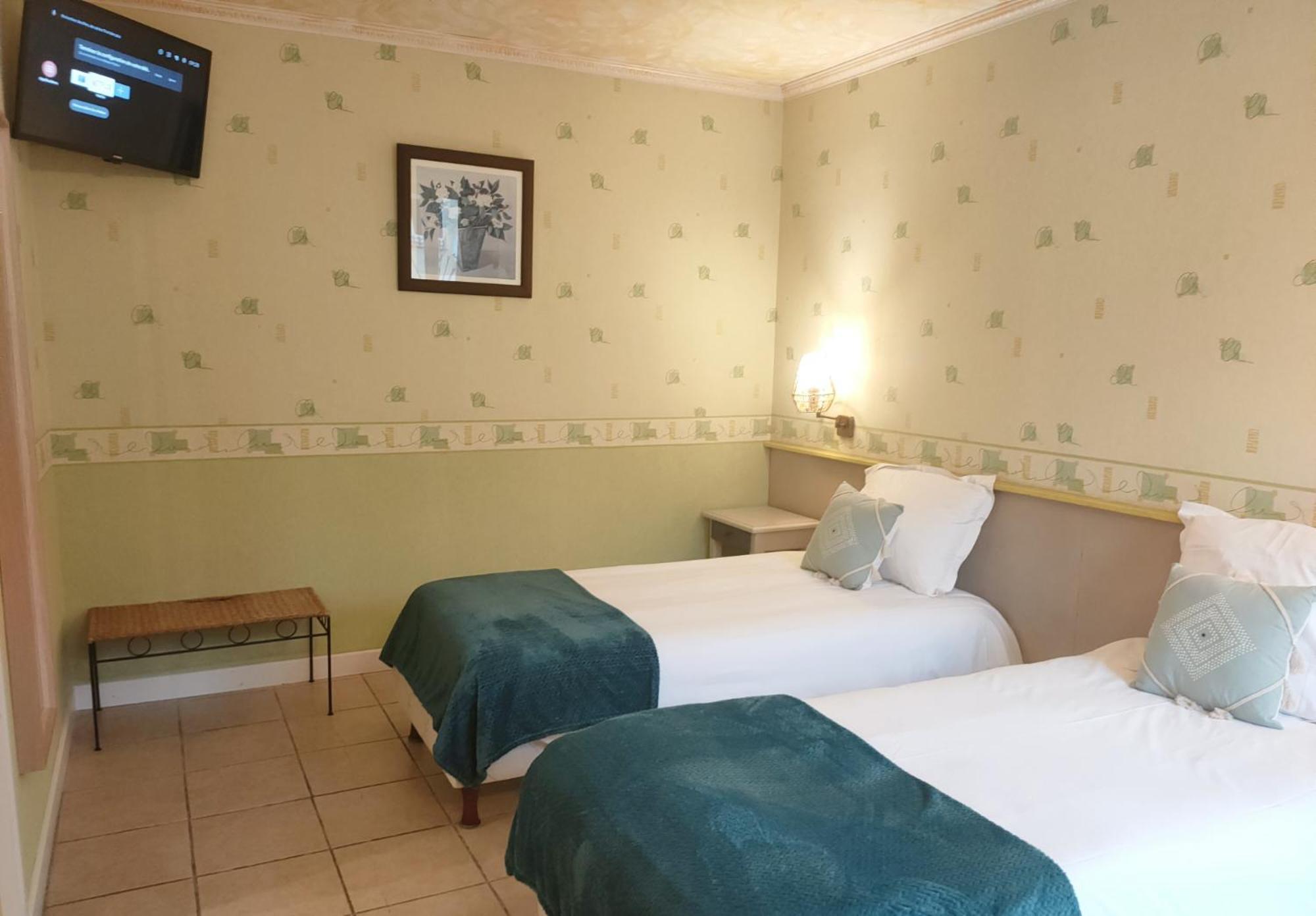 Le Royal Hotel Saint-Pol-sur-Ternoise Exteriör bild