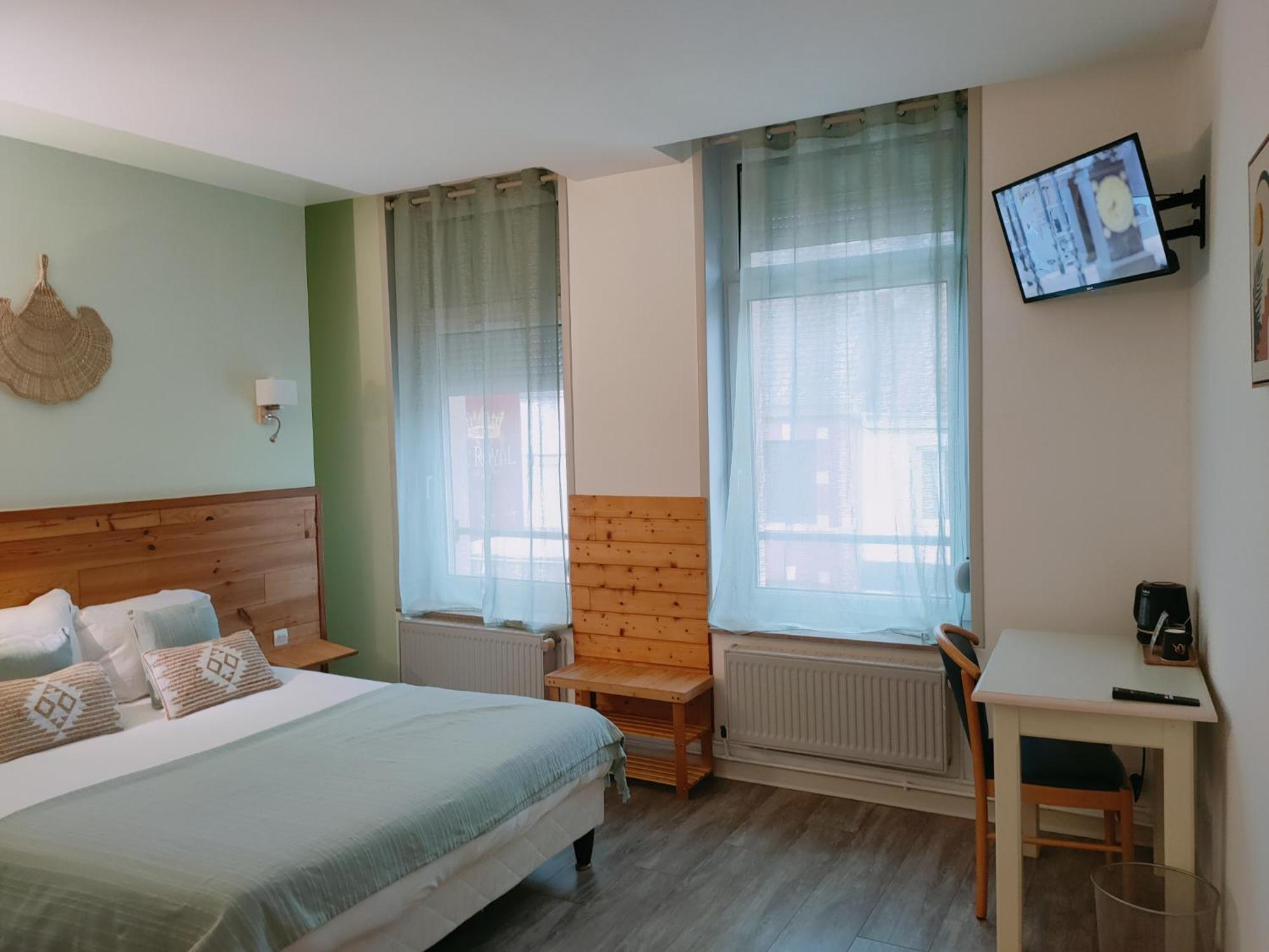 Le Royal Hotel Saint-Pol-sur-Ternoise Exteriör bild